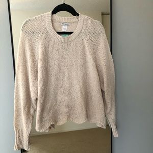 Scalloped hem cream sweater